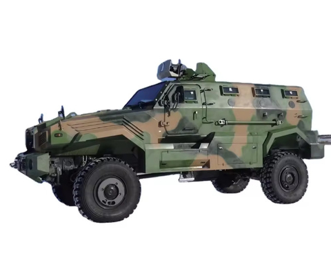 7100 мм × 2600 мм × 2800 мм Военные бронированные машины Баллистическая и взрывная защита полный рабочий день Четырехколесный привод